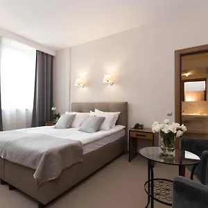 https://grottger-luxury-boutique-hotel.krakowhotelspoland.com